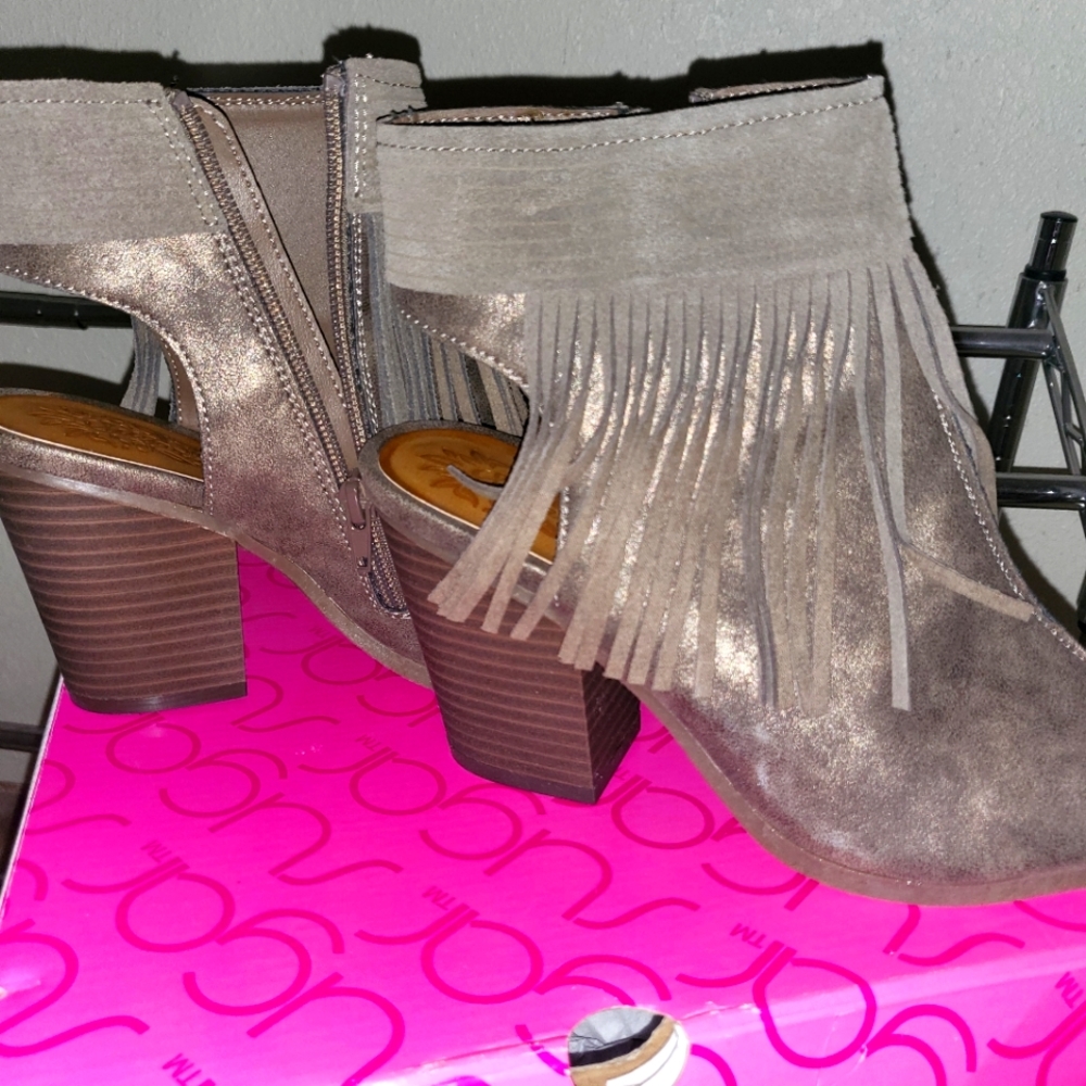 Shoes